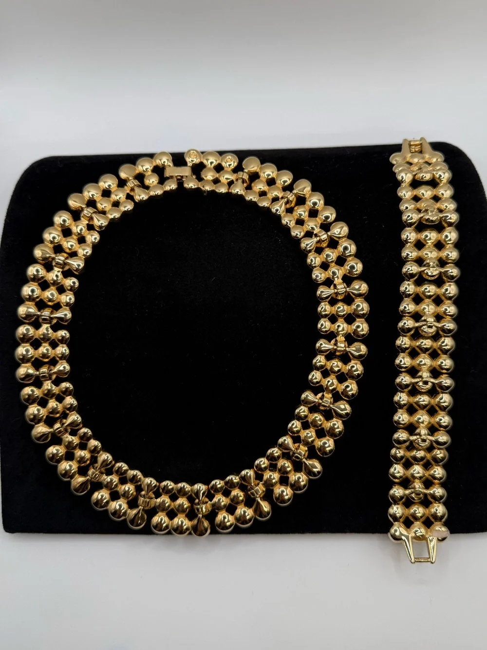 Vintage Swarovski Crystal Enamel Necklace Bracelet Earrings Parure Set